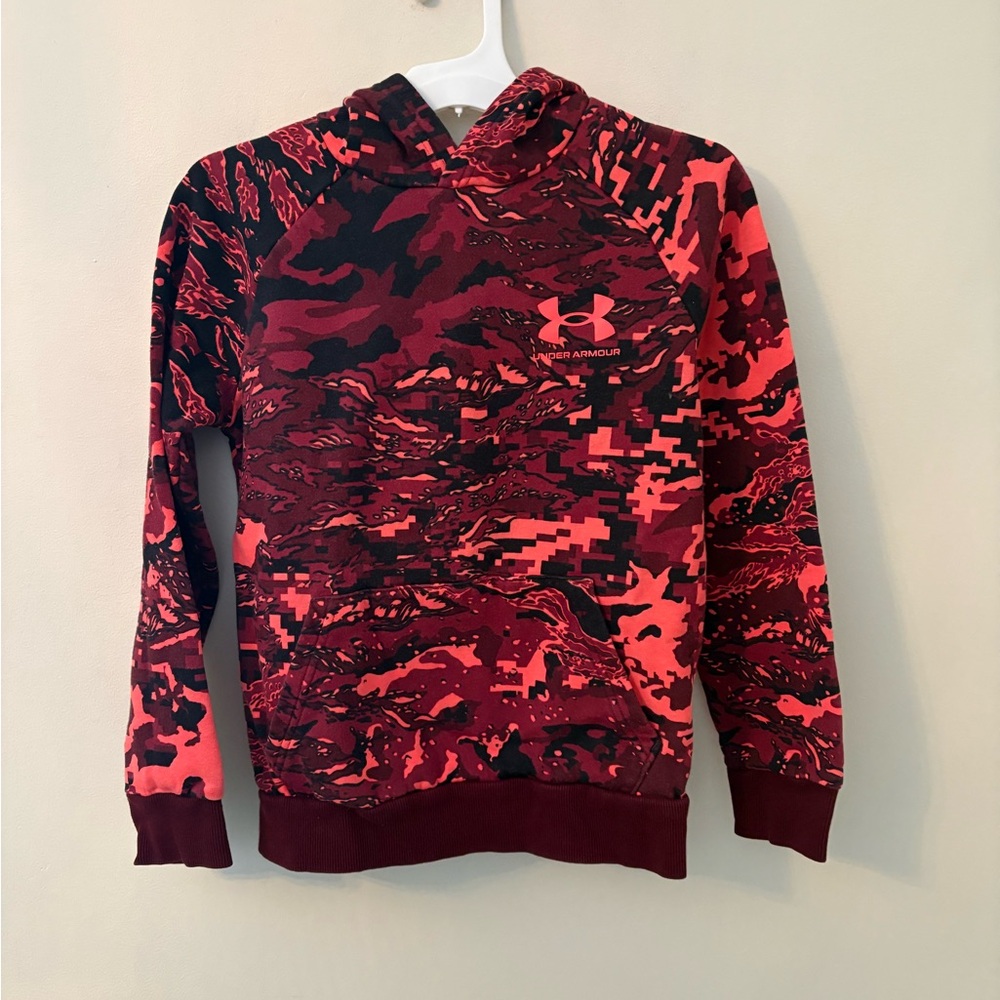 Under Armour Boys Maroon & Orange Camo Hoodie -Front Pocket Sz Youth Med.